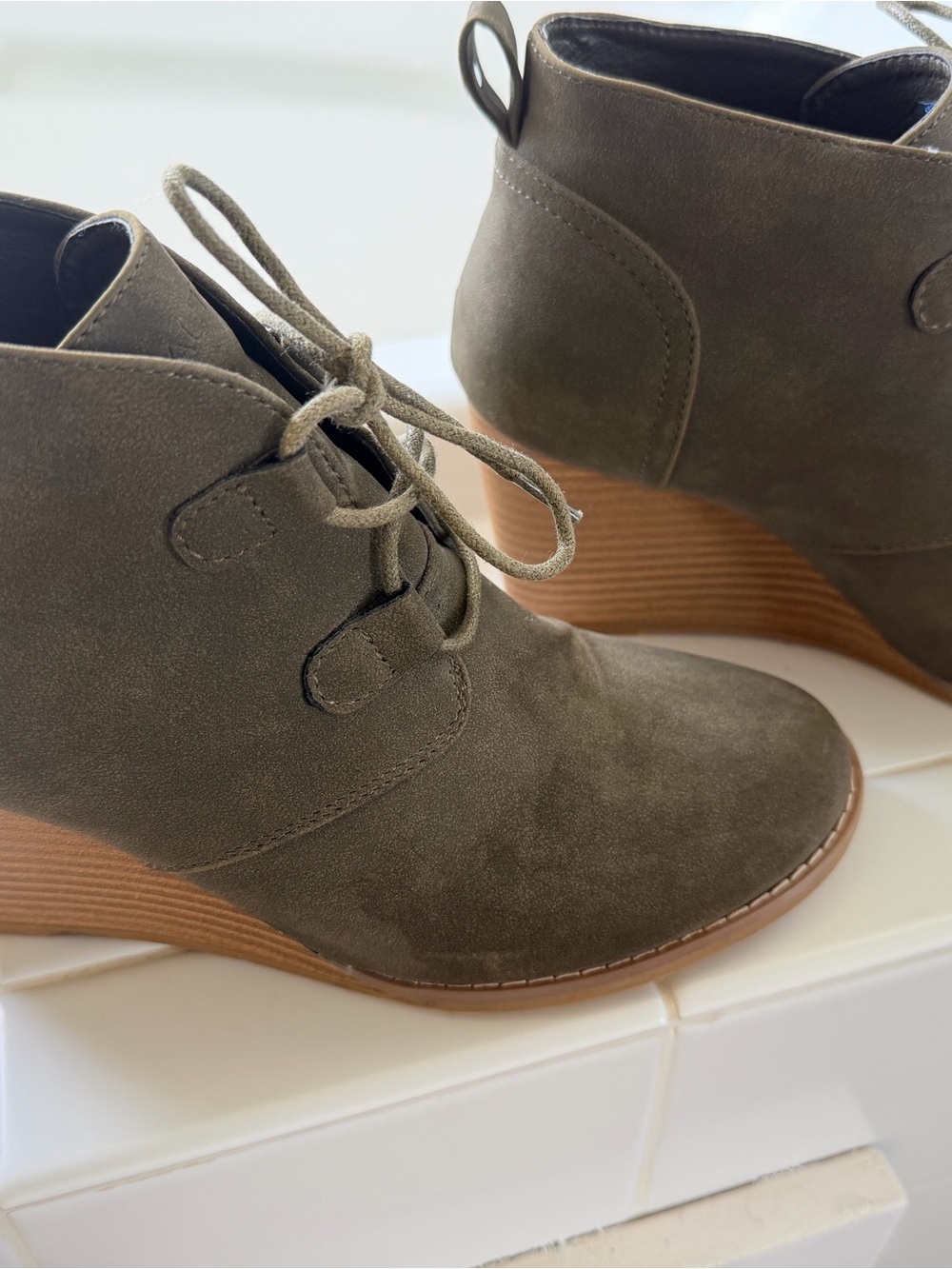 Nautica Olive Suede Wedge Ankle Boots with Lace-Up Detail 9.5